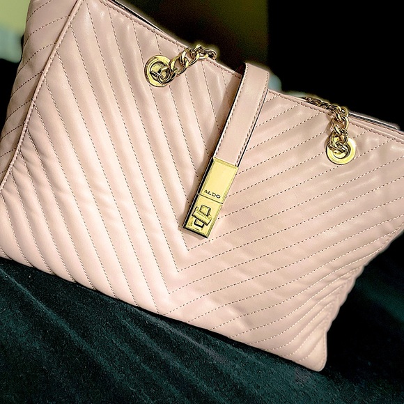 Aldo Pink with Gold accents medium sized purse gorgeous , very new - Picture 7 of 7